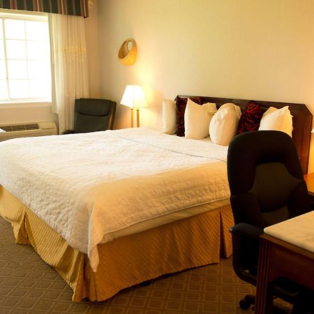 Travelodge By Wyndham Ogallala Extérieur photo